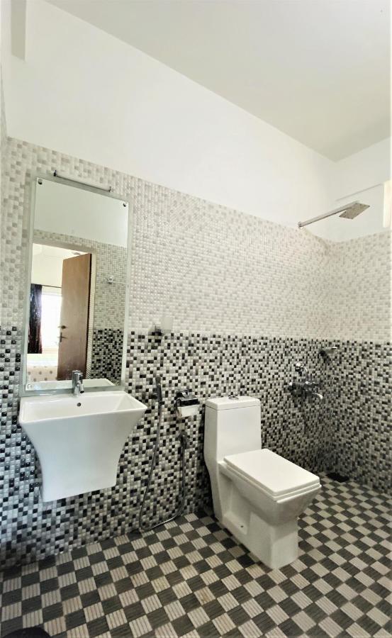 White Shell Beach House Kannur Exterior foto