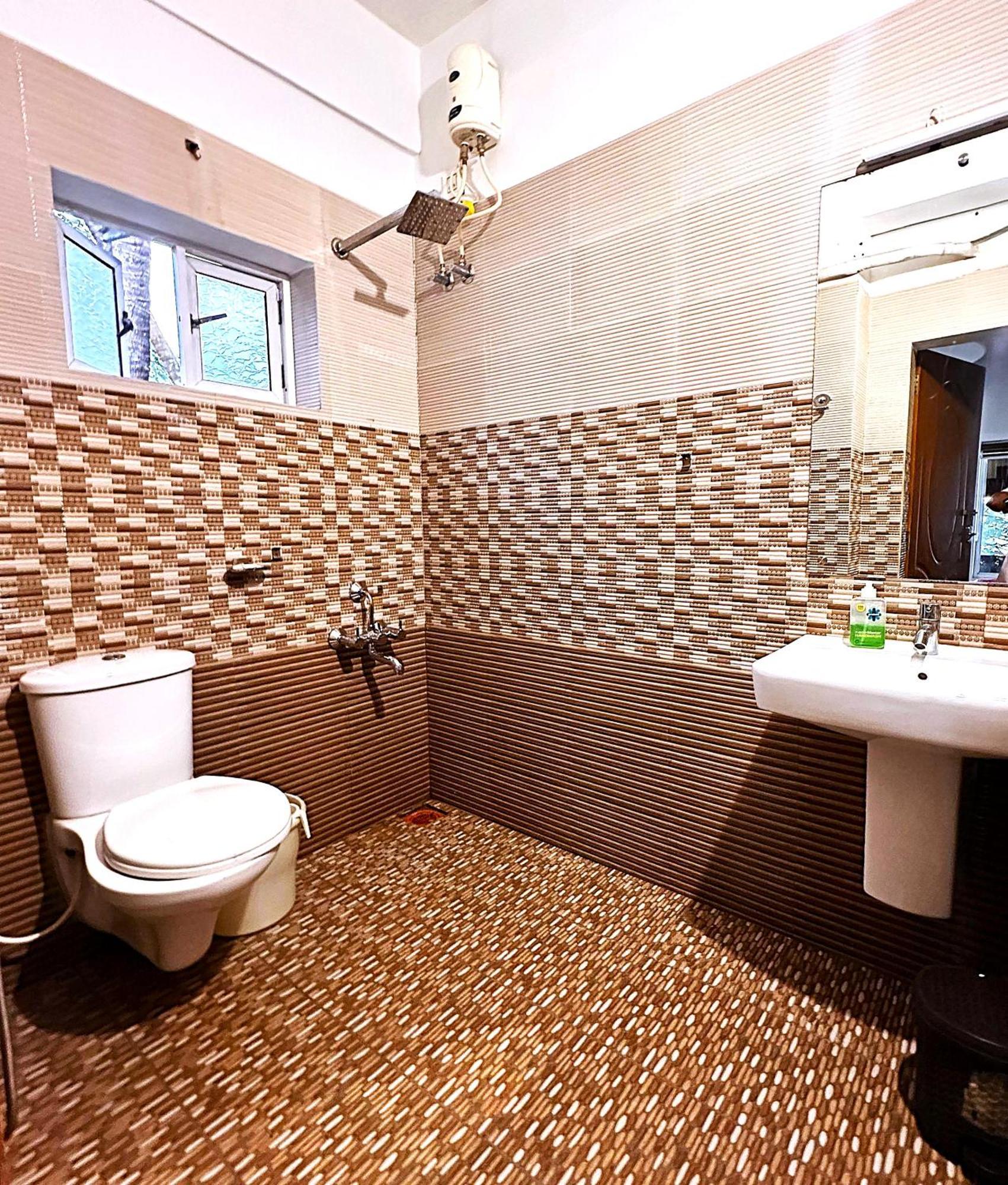 White Shell Beach House Kannur Exterior foto