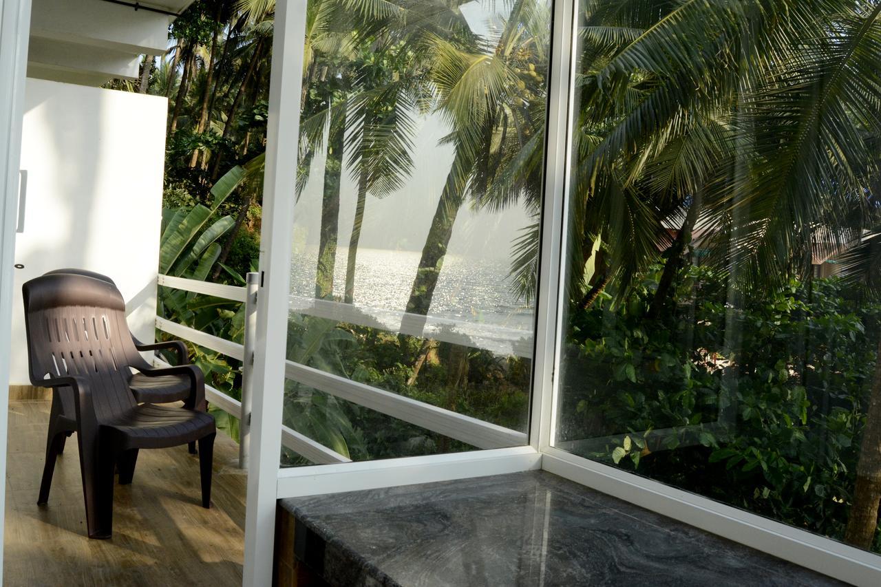 White Shell Beach House Kannur Exterior foto